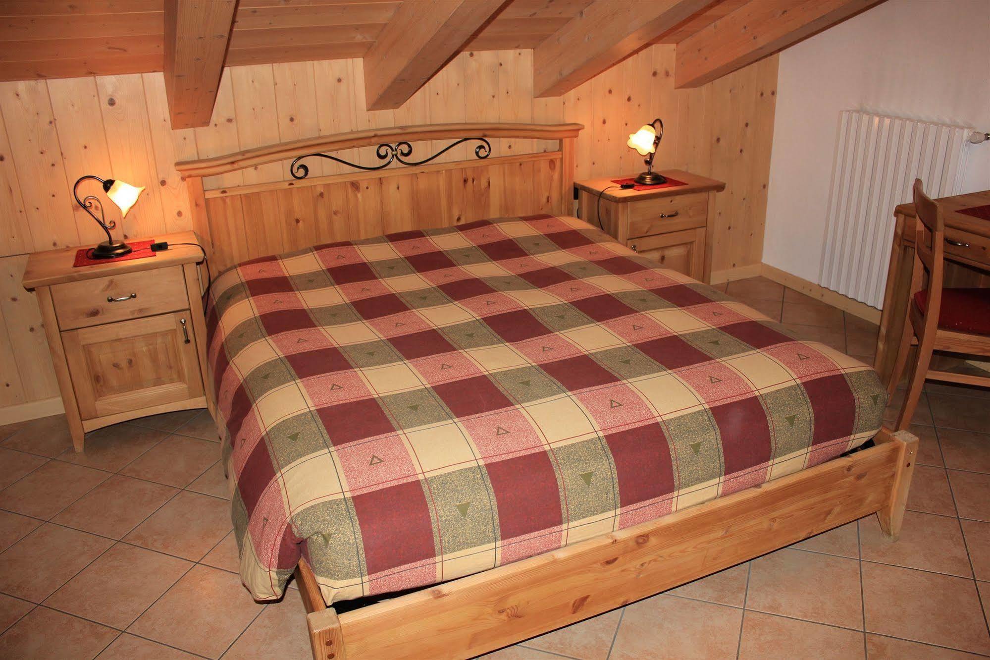 Chalet Alberti Bormio Exterior foto