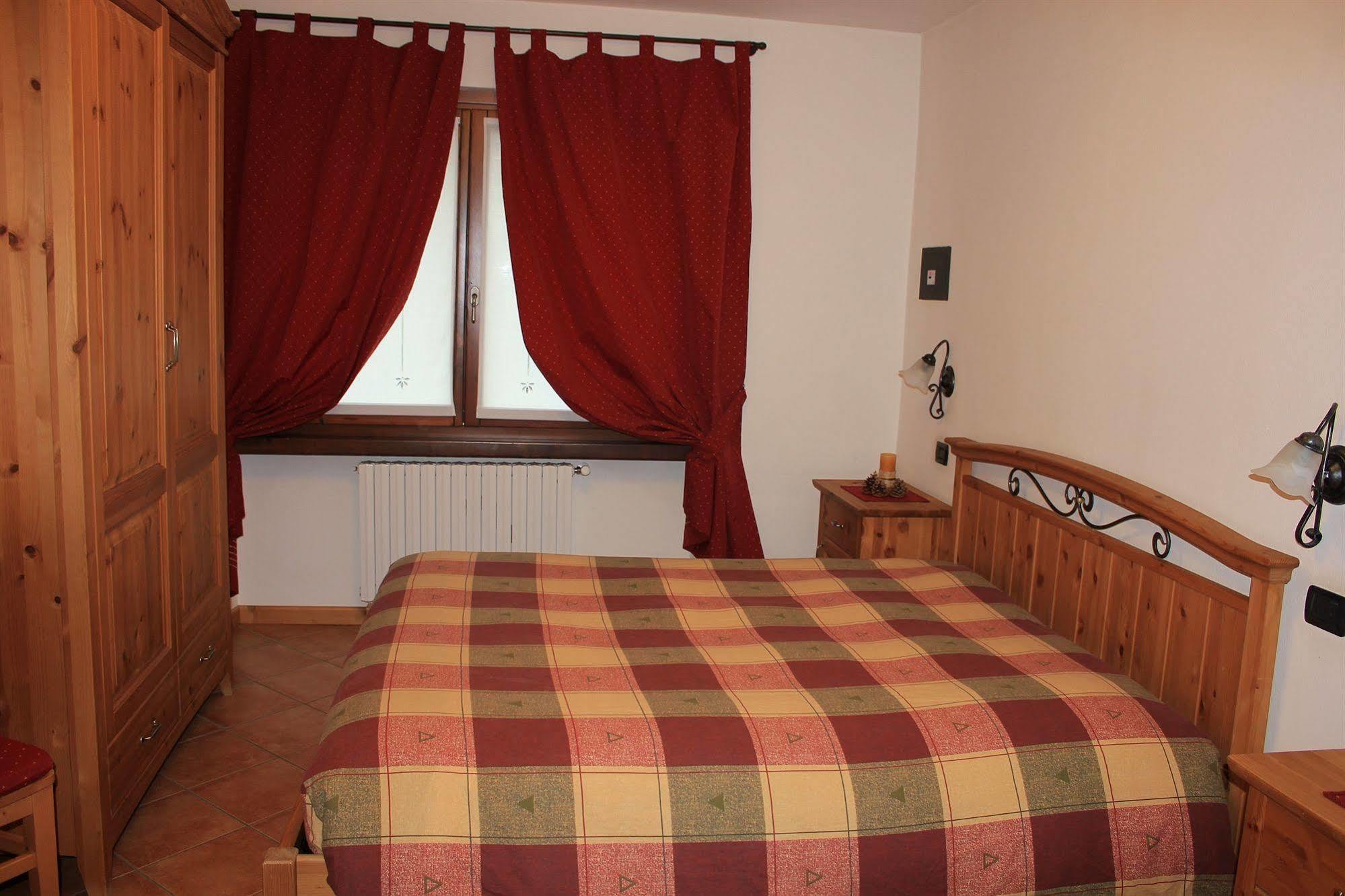 Chalet Alberti Bormio Exterior foto